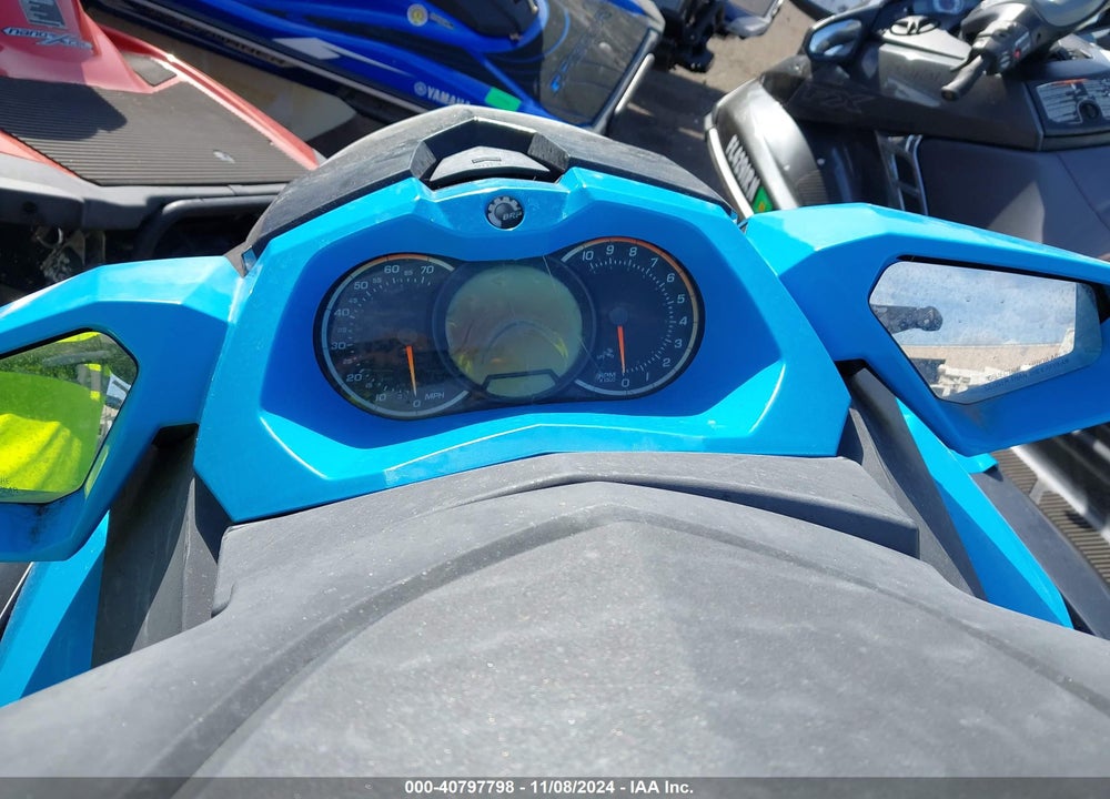 2018 SEADOO --- VIN: YDV37639L718