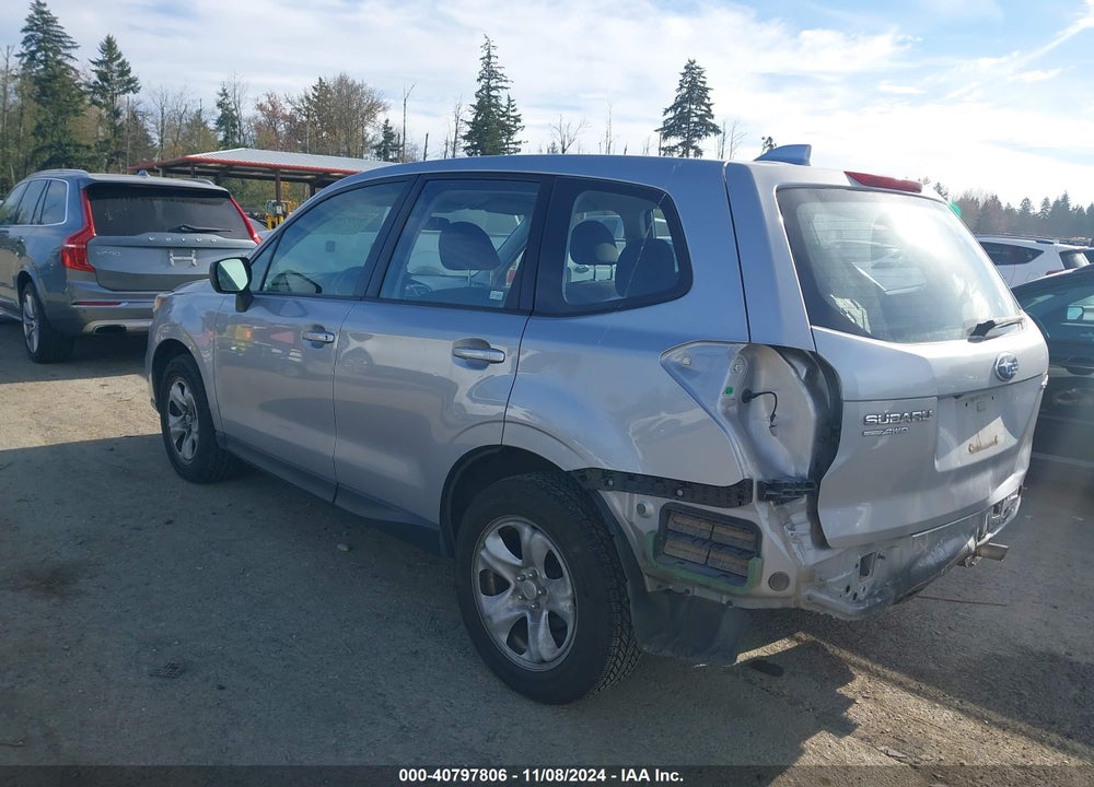 2018 SUBARU FORESTER 2.5I VIN: JF2SJAAC2JH523593
