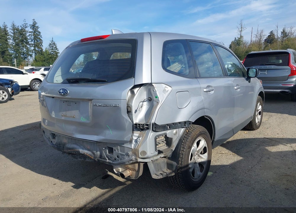 2018 SUBARU FORESTER 2.5I VIN: JF2SJAAC2JH523593