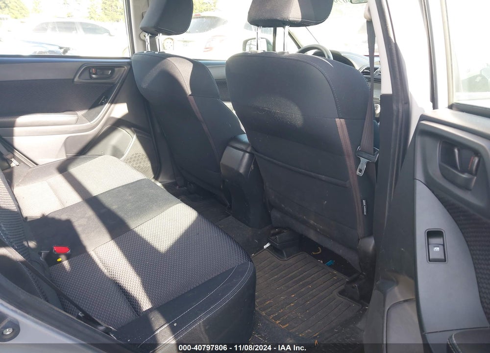 2018 SUBARU FORESTER 2.5I VIN: JF2SJAAC2JH523593