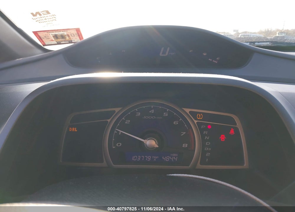 2010 HONDA CIVIC LX VIN: 2HGFA1F50AH551978