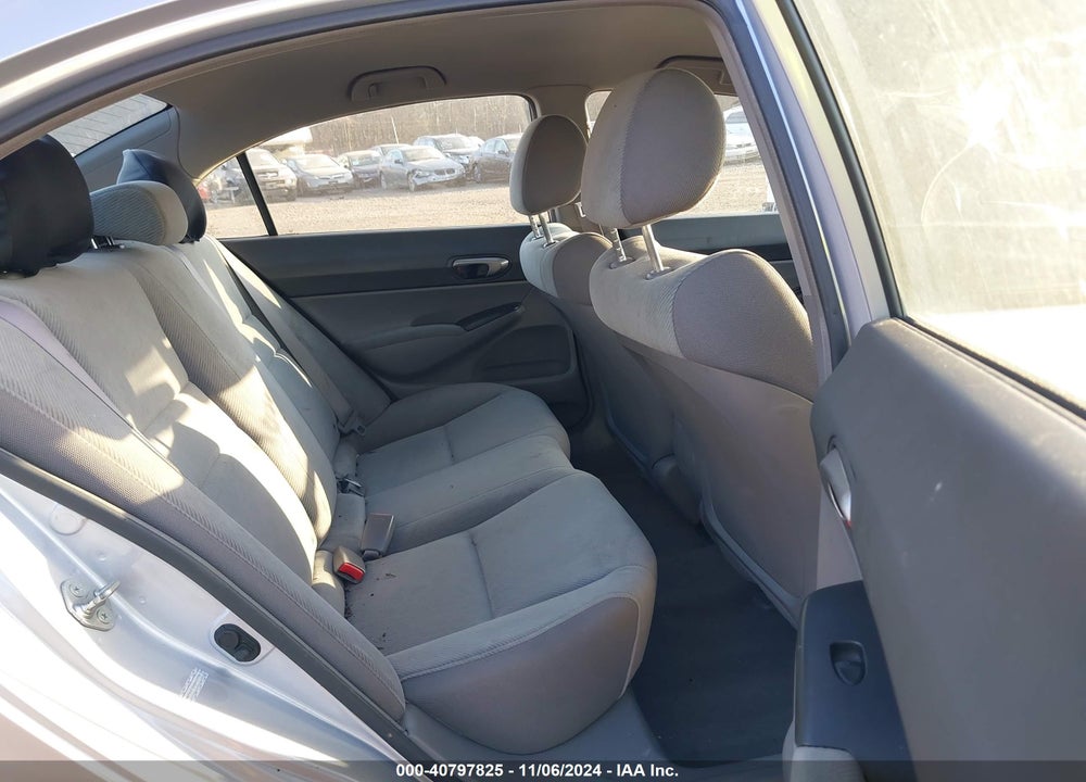 2010 HONDA CIVIC LX VIN: 2HGFA1F50AH551978