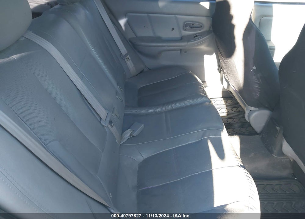 2005 HYUNDAI ELANTRA GLS/GT VIN: KMHDN56DX5U164183