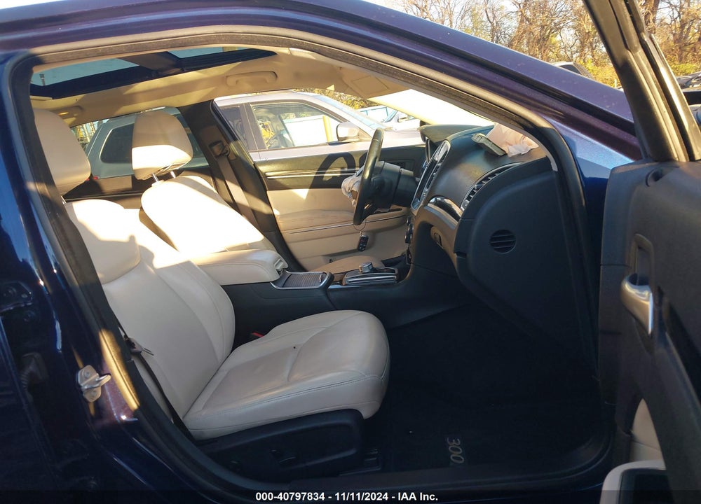 2015 CHRYSLER 300 LIMITED VIN: 2C3CCARG6FH808467
