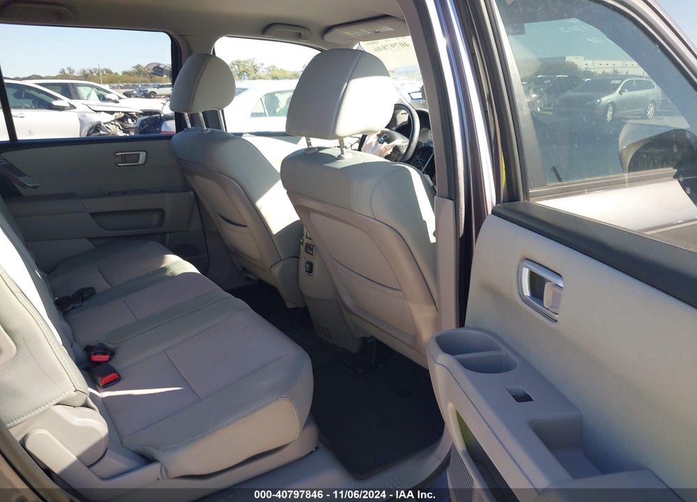 2015 HONDA PILOT EX VIN: 5FNYF3H43FB021171