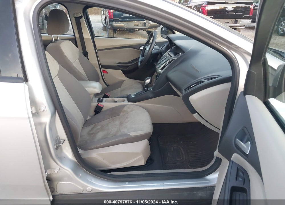 2013 FORD FOCUS SE VIN: 1FADP3F24DL376525