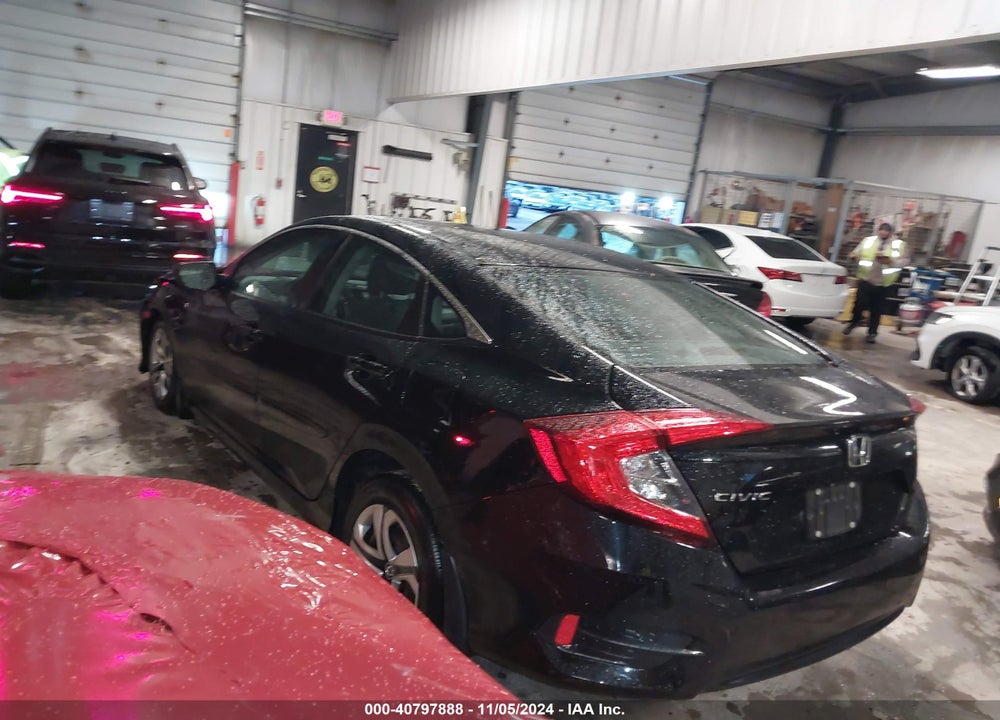 2018 HONDA CIVIC VIN: 19XFC2F55JE022553