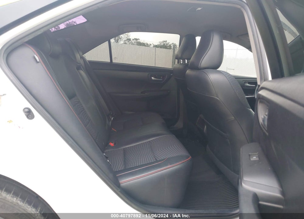 2015 TOYOTA CAMRY SE VIN: 4T1BF1FK3FU889783