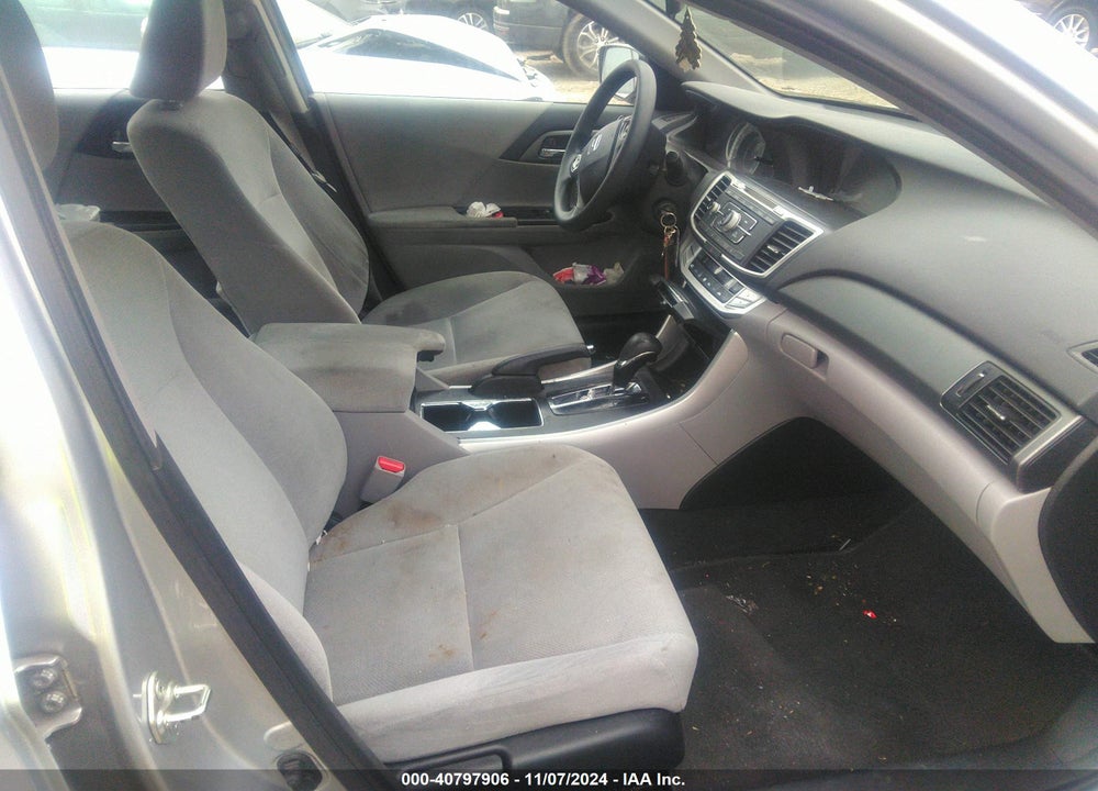 2013 HONDA ACCORD LX VIN: 1HGCR2F31DA053663