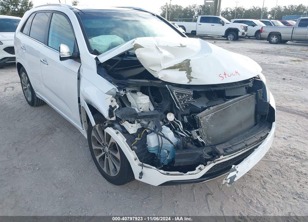 2014 KIA SORENTO SX VIN: 5XYKW4A74EG515823