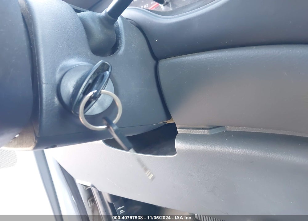 2007 FORD E-350 SUPER DUTY XL/XLT VIN: 1FBNE31L27DB05986