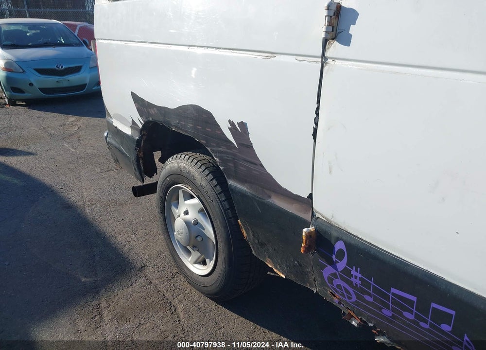 2007 FORD E-350 SUPER DUTY XL/XLT VIN: 1FBNE31L27DB05986