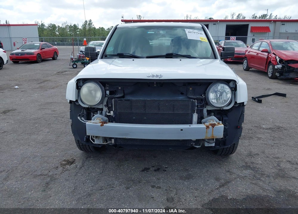 2014 JEEP PATRIOT LATITUDE VIN: 1C4NJPFB6ED650228