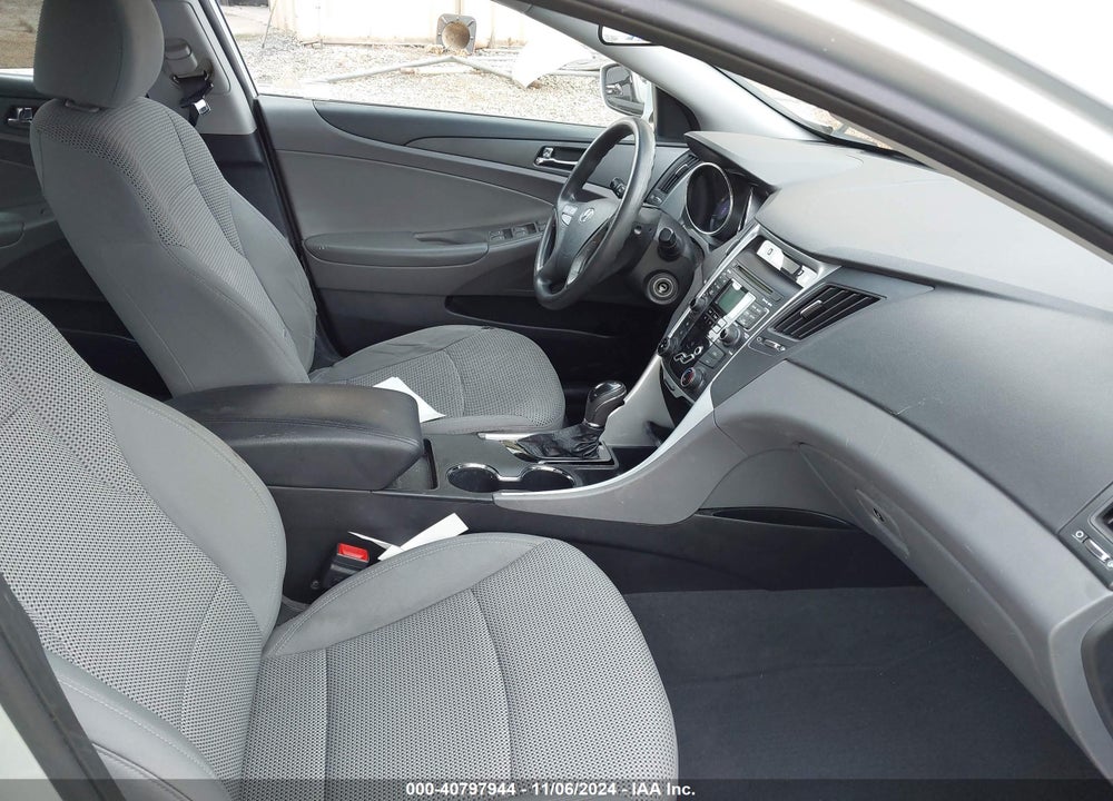 2011 HYUNDAI SONATA GLS VIN: 5NPEB4AC9BH110454