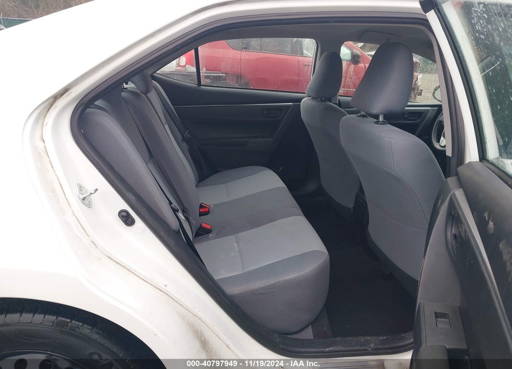 2015 TOYOTA COROLLA L VIN: 2T1BURHE5FC366892