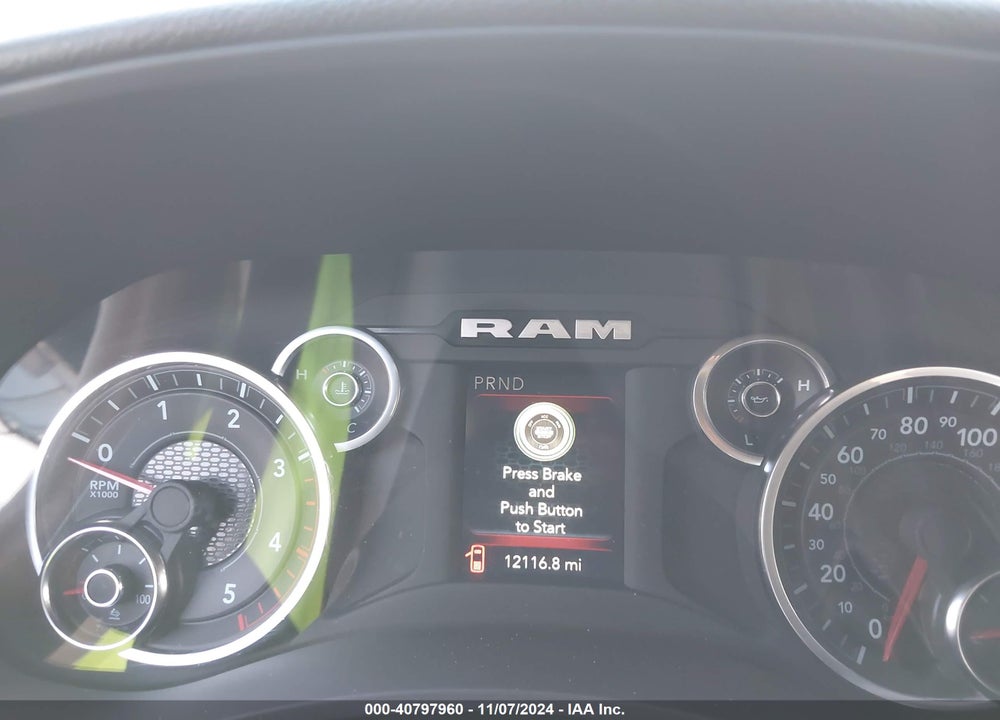 2024 RAM 2500 BIG HORN 4X4 6'4 BOX VIN: 3C6UR5DL5RG244946