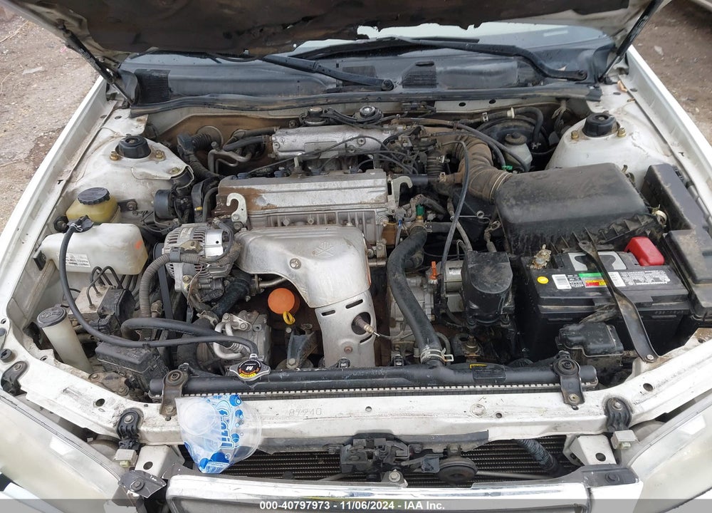 2001 TOYOTA CAMRY LE VIN: JT2BG22KX10548368