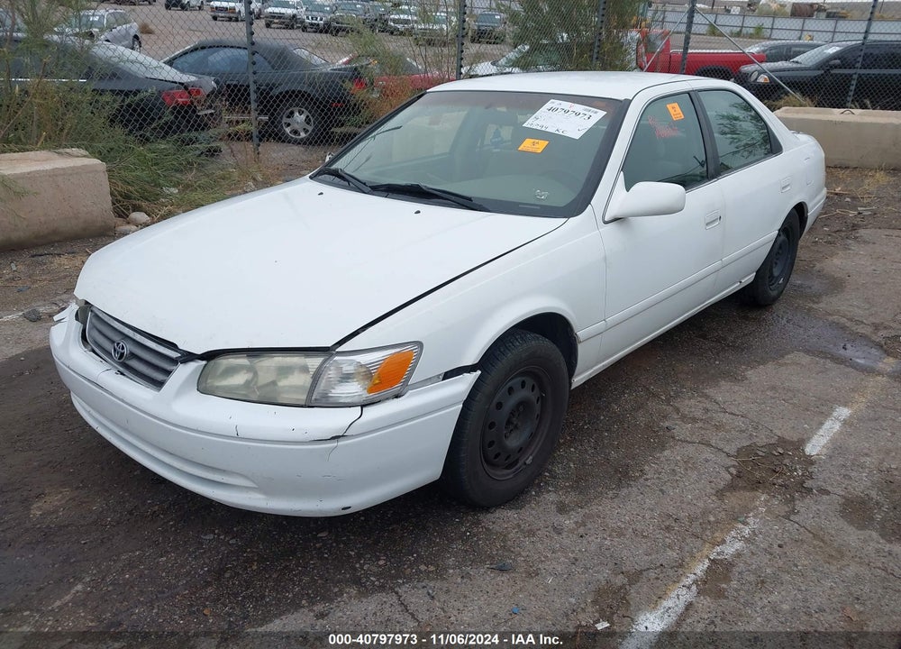 2001 TOYOTA CAMRY LE VIN: JT2BG22KX10548368