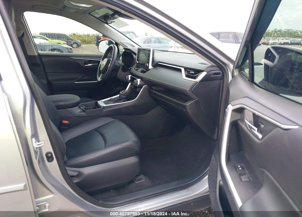 2021 TOYOTA RAV4 HYBRID XLE PREMIUM VIN: 4T3B6RFV2MU028608