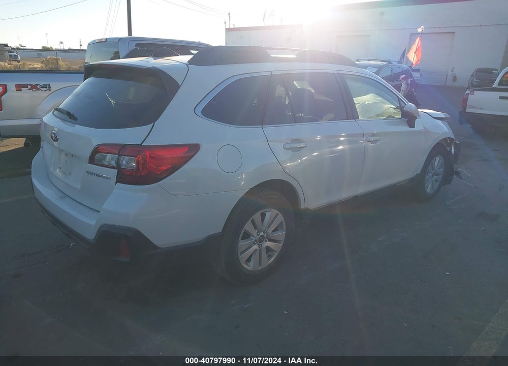 2019 SUBARU OUTBACK 2.5I PREMIUM VIN: 4S4BSAFC8K3391759