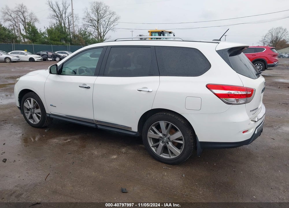 2014 NISSAN PATHFINDER HYBRID PLATINUM VIN: 5N1CR2MM1EC646855