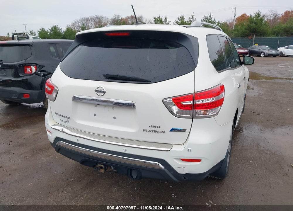 2014 NISSAN PATHFINDER HYBRID PLATINUM VIN: 5N1CR2MM1EC646855