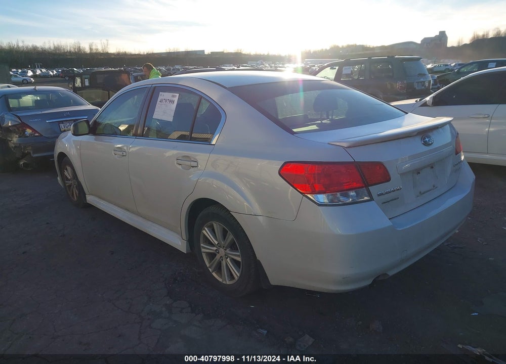 2012 SUBARU LEGACY 2.5I PREMIUM VIN: 4S3BMBG61C3012390