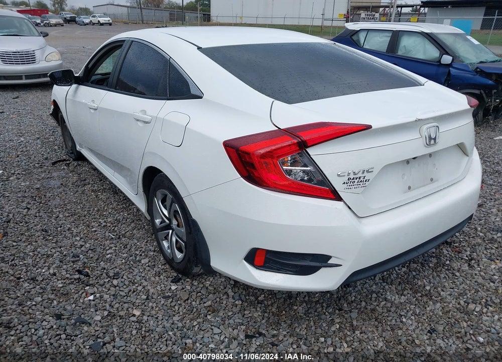 2018 HONDA CIVIC LX VIN: 2HGFC2F56JH578490