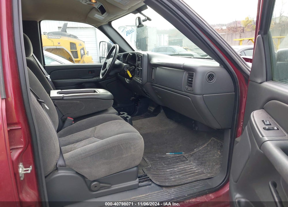 2007 CHEVROLET SILVERADO 2500HD CLASSIC LT1 VIN: 1GCHK23U57F121086