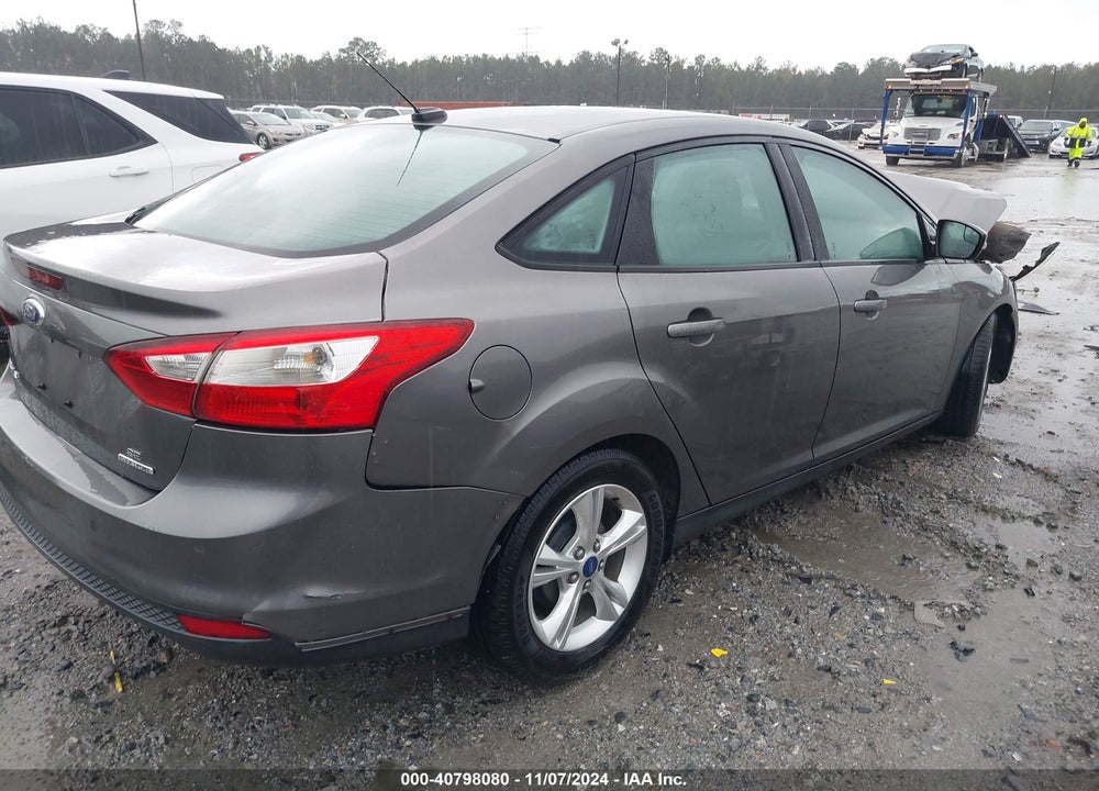 2014 FORD FOCUS SE VIN: 1FADP3F22EL127240