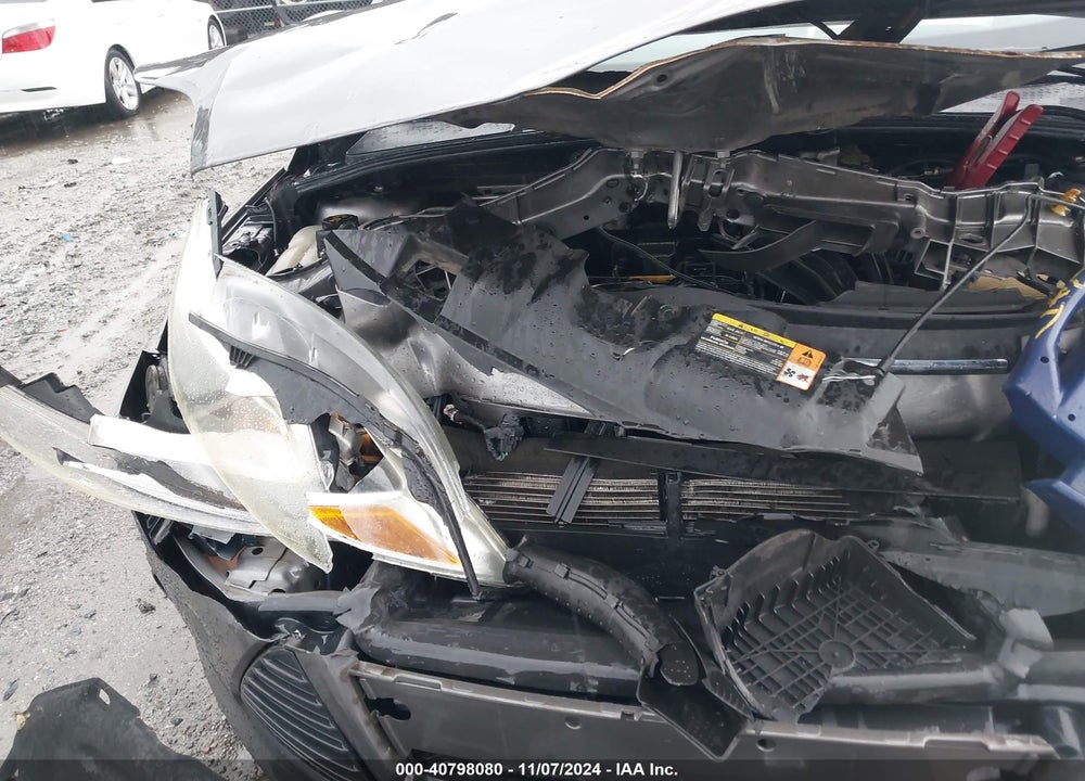 2014 FORD FOCUS SE VIN: 1FADP3F22EL127240