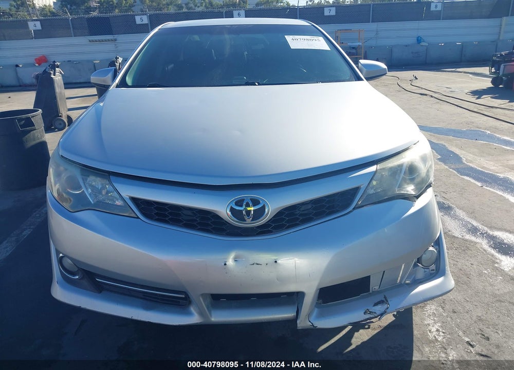 2014 TOYOTA CAMRY SE VIN: 4T1BF1FK5EU841121
