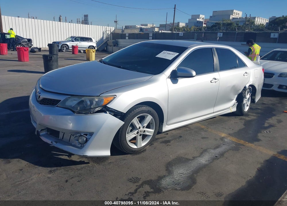 2014 TOYOTA CAMRY SE VIN: 4T1BF1FK5EU841121
