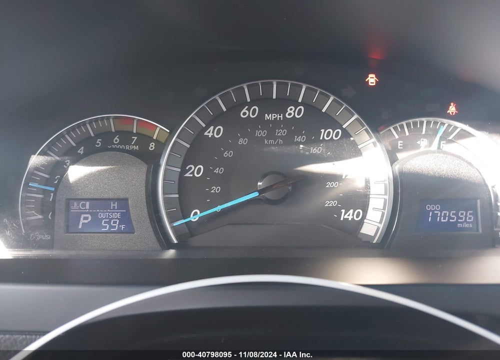 2014 TOYOTA CAMRY SE VIN: 4T1BF1FK5EU841121