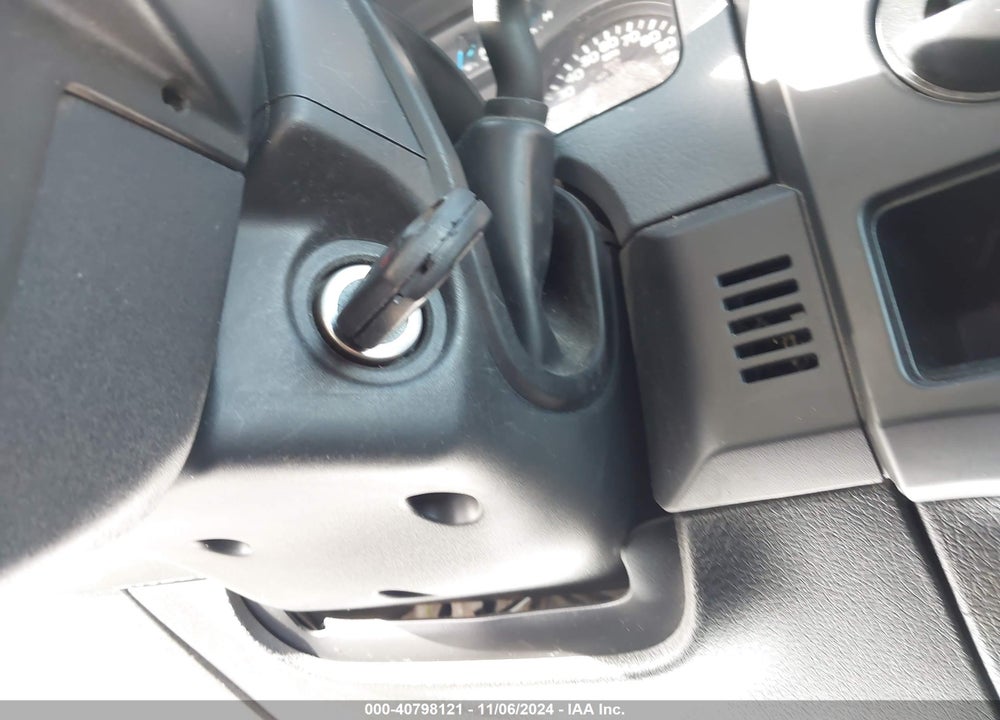 2014 FORD F-150 XL VIN: 1FTMF1CM5EKG08323