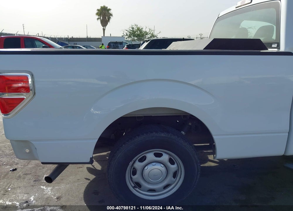 2014 FORD F-150 XL VIN: 1FTMF1CM5EKG08323