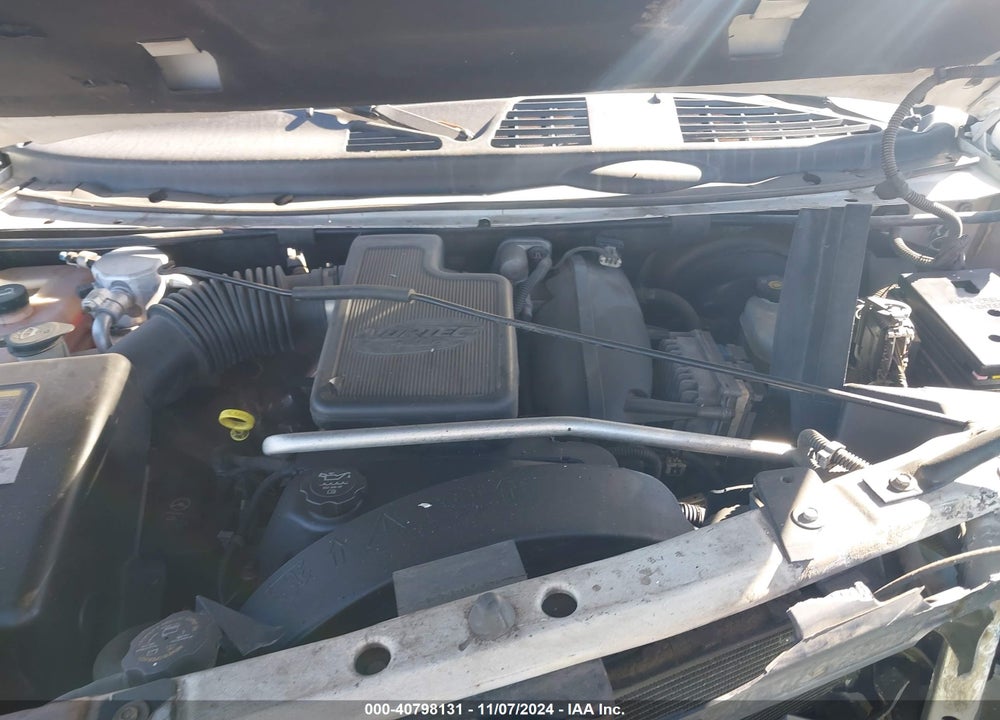 2005 GMC ENVOY XUV SLE VIN: 1GKES12S256202903