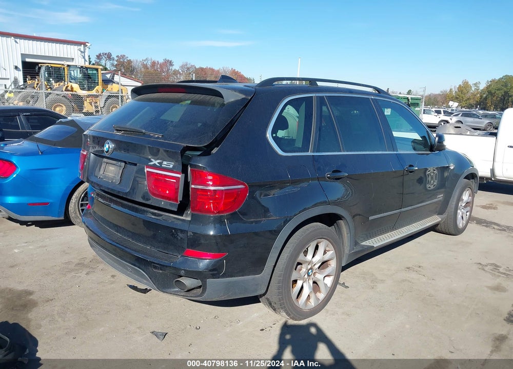 2013 BMW X5 XDRIVE35I/XDRIVE35I PREMIUM/XDRIVE35I SPORT ACTIVITY VIN: 5UXZV4C53D0E09768