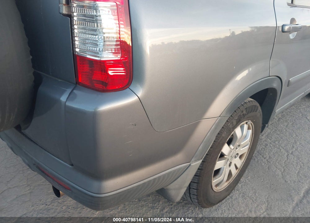 2005 HONDA CR-V SE VIN: SHSRD78975U322000