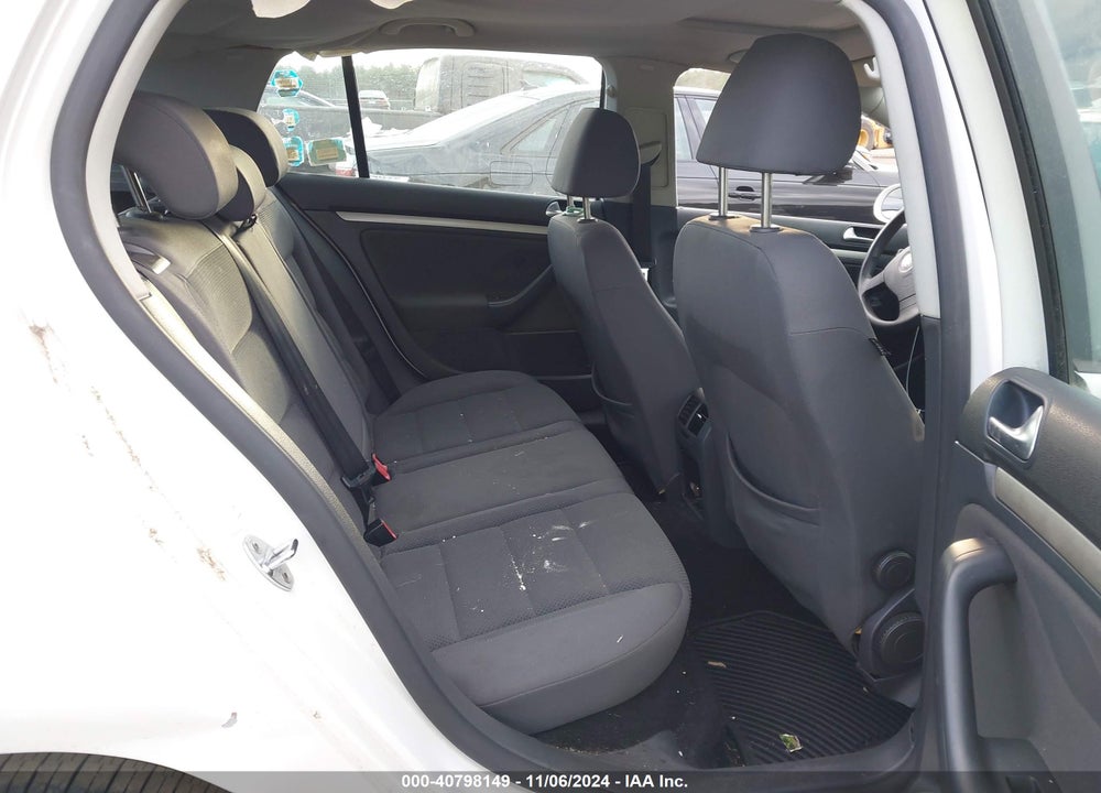 2008 VOLKSWAGEN RABBIT S VIN: WVWDB71K08W342075