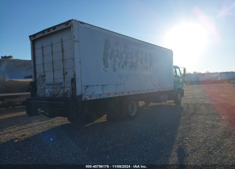 2005 GMC TT7500 VIN: 1GDJ7F1325F534189