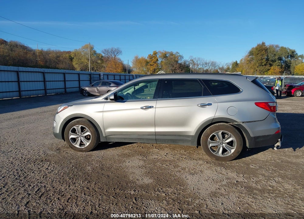 2013 HYUNDAI SANTA FE GLS VIN: KM8SMDHF7DU015067