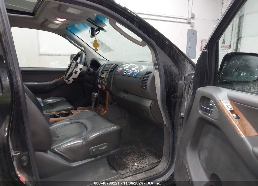 2006 NISSAN PATHFINDER LE VIN: 5N1AR18W46C621639