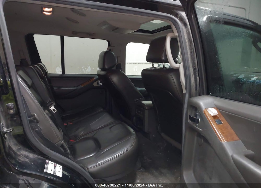 2006 NISSAN PATHFINDER LE VIN: 5N1AR18W46C621639
