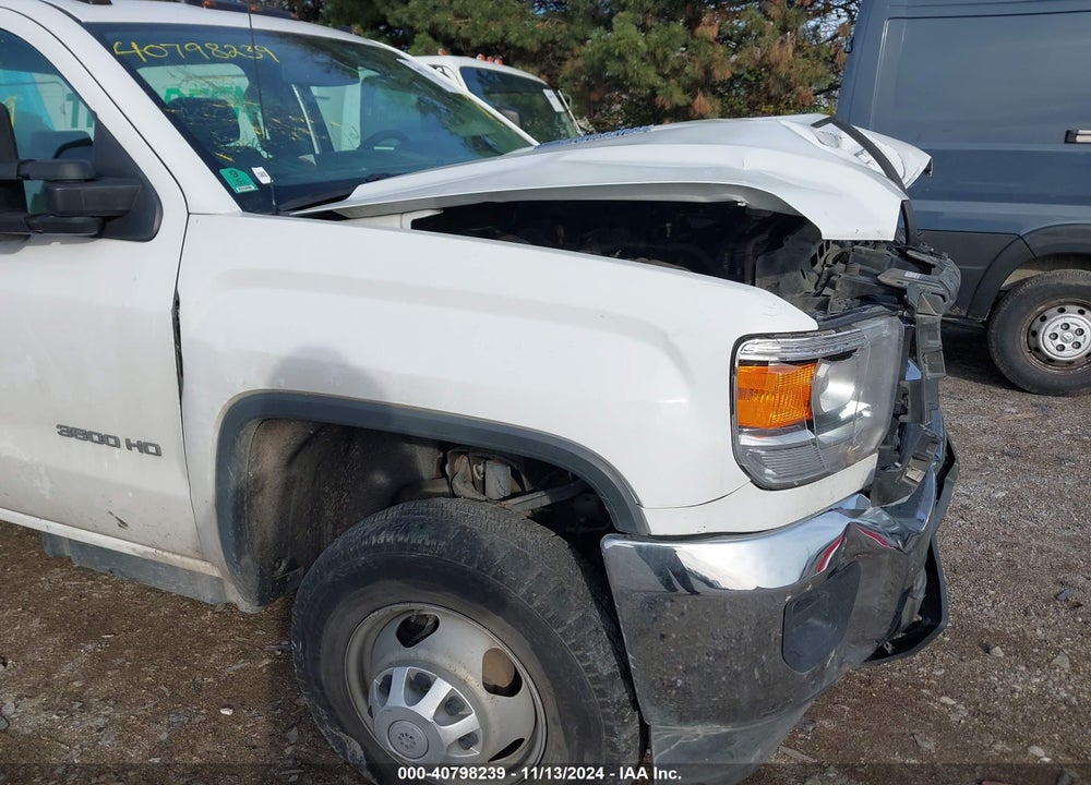 2015 GMC SIERRA 3500HD VIN: 1GT411C81FF543921