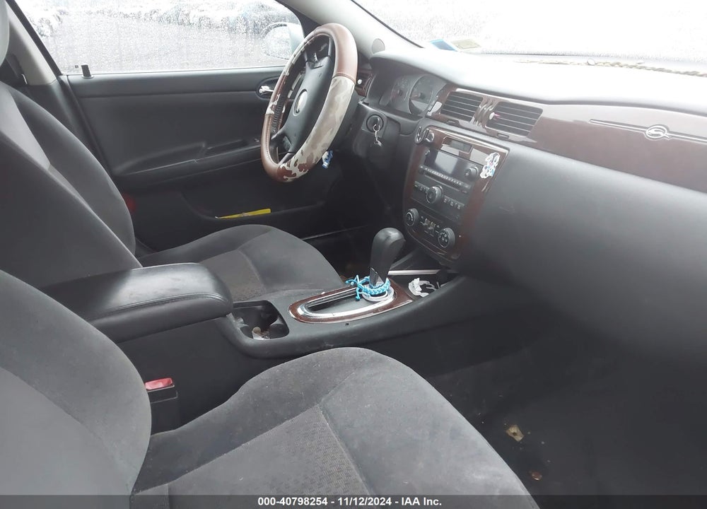 2011 CHEVROLET IMPALA LT VIN: 2G1WG5EK5B1126786