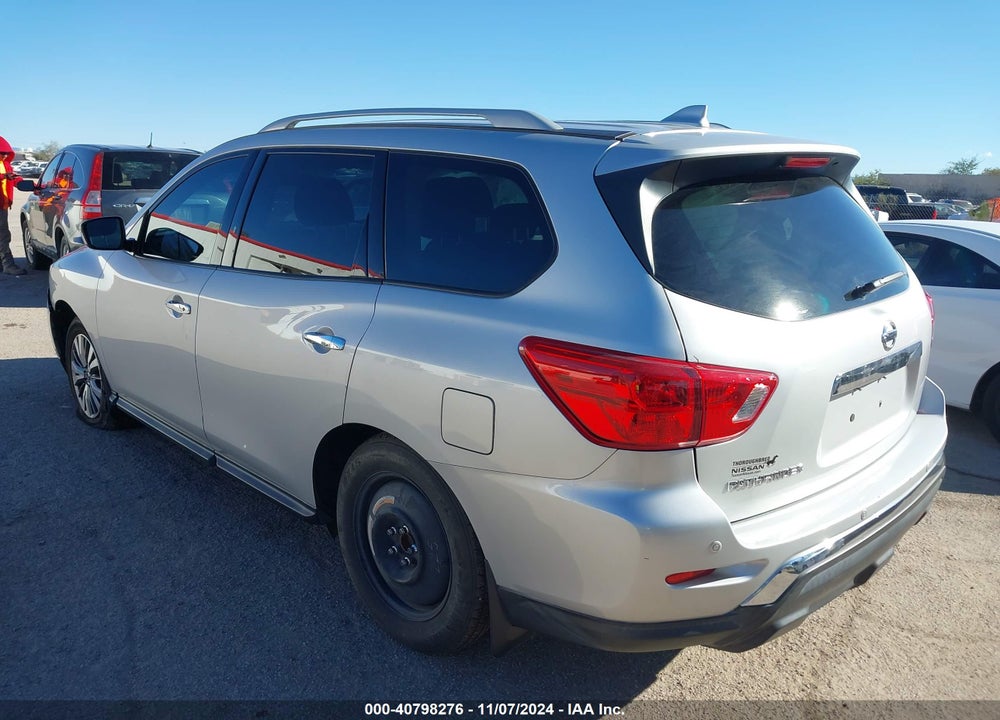 2019 NISSAN PATHFINDER S VIN: 5N1DR2MN8KC622576