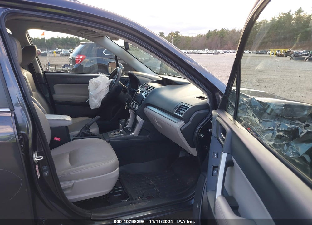 2016 SUBARU FORESTER 2.5I LIMITED VIN: JF2SJARC8GH422636