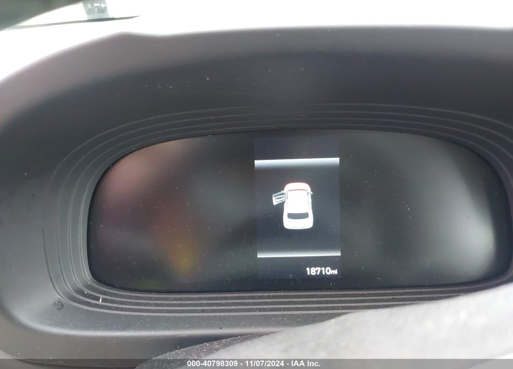 2023 HYUNDAI VENUE SEL VIN: KMHRC8A34PU221220