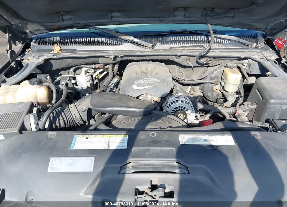 2001 CHEVROLET SUBURBAN 1500 LT VIN: 1GNFK16T91J150199